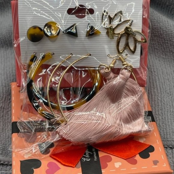Earrings Jewelry - New 12 Pairs set with FREE Sunglasses